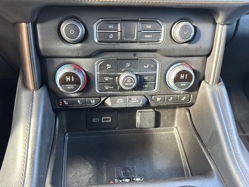 Used 2024 Chevrolet Tahoe High Country image 42