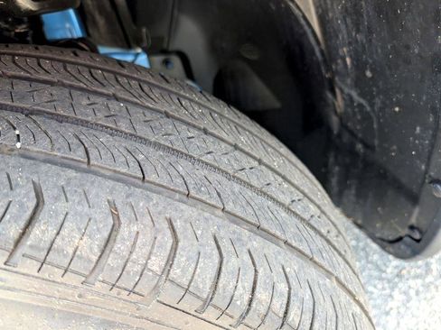 Used 2025 Jeep Compass Limited image 61