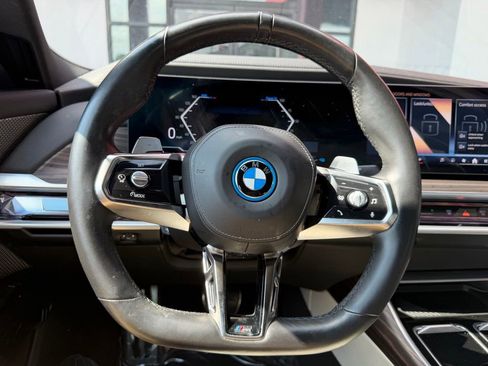 Used 2024 BMW 750e xDrive w/ Premium Package 2 AWD/4WD image 14
