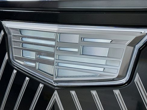 Used 2026 Cadillac Escalade IQ Sport 2 AWD/4WD image 16