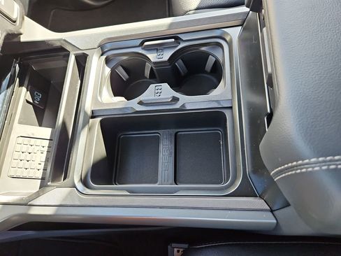 New 2026 Ford F250 Lariat w/ Black Appearance Package image 28