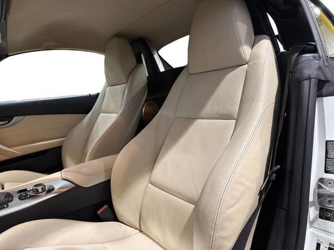 Used 2009 BMW Z4 sDrive35i image 16