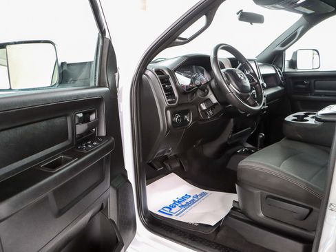 Used 2022 RAM 3500 Tradesman image 3