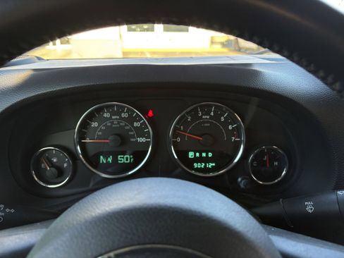 Used 2016 Jeep Wrangler Unlimited Sport w/ Quick Order Package 24S AWD/4WD image 16