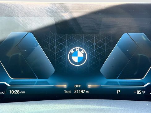 Used 2025 BMW X5 xDrive40i w/ Premium Package AWD/4WD image 12