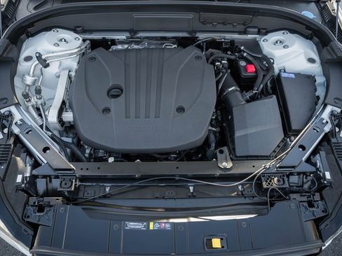 New 2026 Volvo XC60 B5 Ultra w/ Protection Package Premier image 18