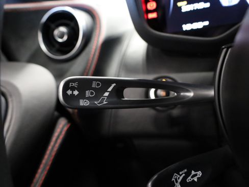 Used 2017 McLaren 570S Coupe image 18