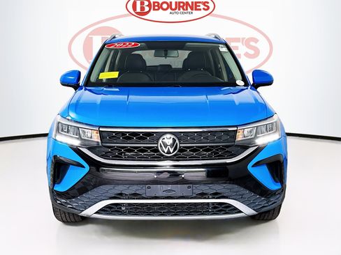 Used 2022 Volkswagen Taos SE AWD/4WD image 4
