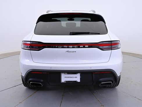Used 2025 Porsche Macan image 6