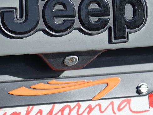 Used 2020 Jeep Renegade Altitude image 41