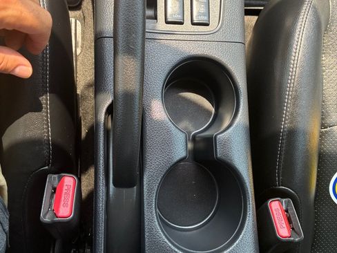Used 2014 Nissan Sentra SL w/ Premium Package FWD image 34