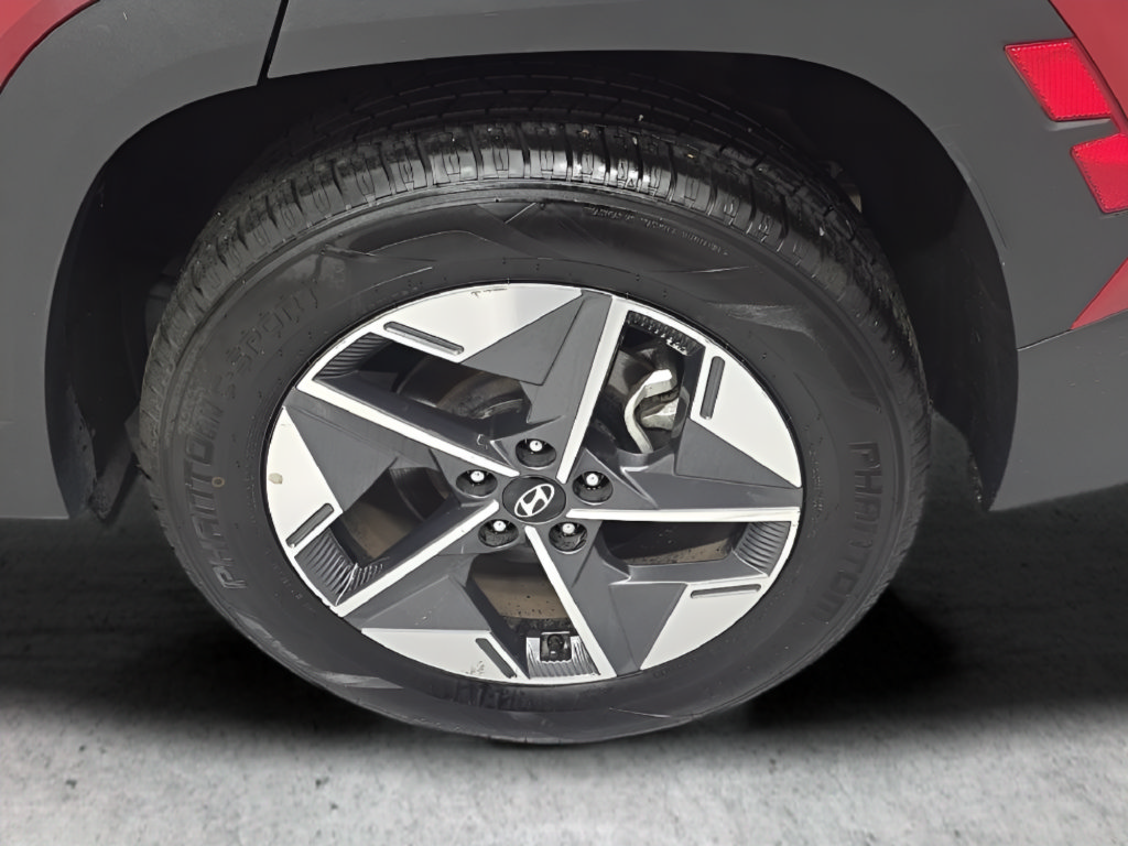 Certified 2025 Hyundai Tucson SEL AWD/4WD image 42