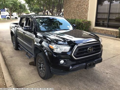 Used 2022 Toyota Tacoma SR5 RWD image 4