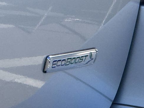 Used 2017 Ford Expedition XLT image 26