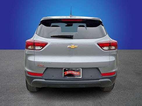 Used 2024 Chevrolet TrailBlazer LS w/ LS Convenience Package FWD image 6