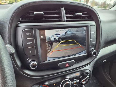 Used 2025 Kia Soul LX w/ LX Technology Package image 20