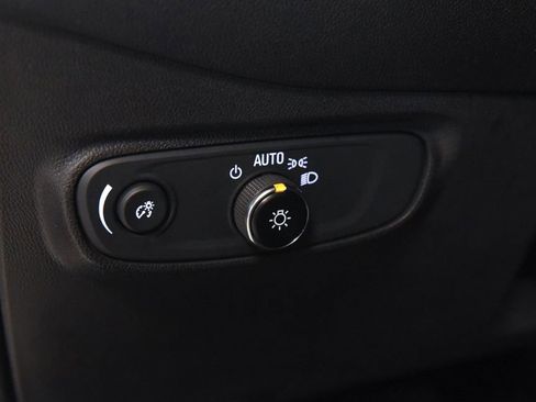 Used 2024 Chevrolet Equinox RS w/ RS Leather Package FWD image 20