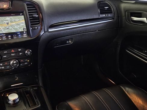 Used 2023 Chrysler 300 S RWD image 8