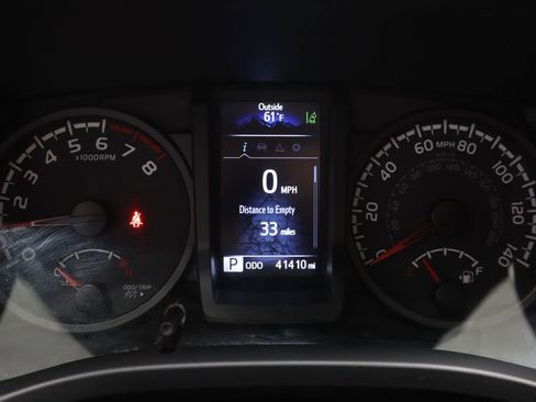 Used 2023 Toyota Tacoma SR AWD/4WD image 29