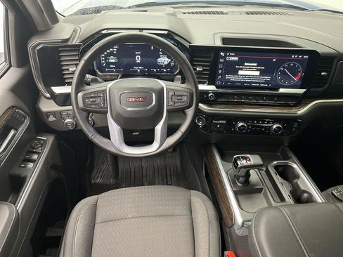 Certified 2026 GMC Sierra 1500 Elevation AWD/4WD image 18