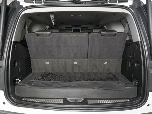 Used 2020 GMC Yukon Denali w/ Open Road Package image 12