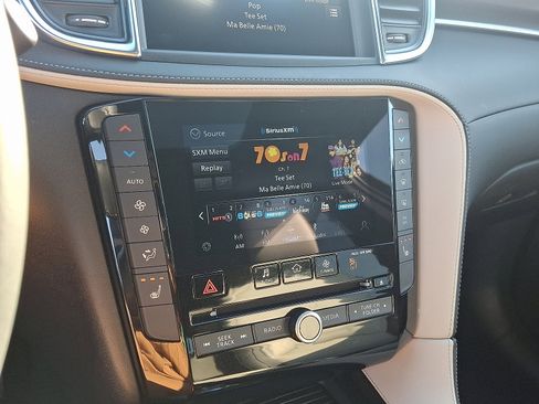 Certified 2023 INFINITI QX55 Luxe w/ Cargo Package image 17