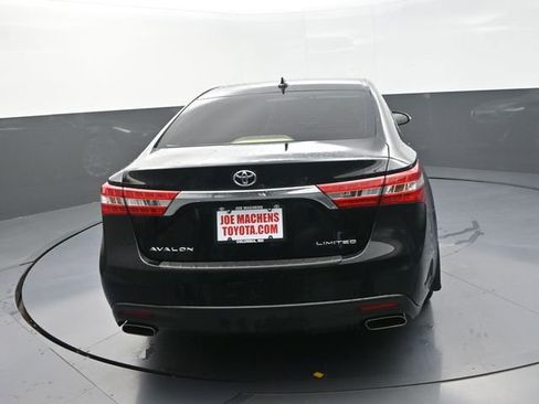 Used 2013 Toyota Avalon Limited image 2