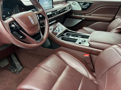Used 2020 Lincoln Aviator Black Label w/ Dynamic Handling Package image 11