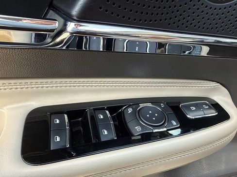 Certified 2023 Lincoln Corsair FWD image 19
