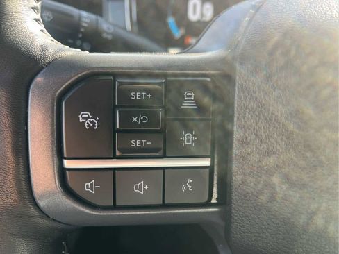 Used 2022 Ford F150 Lariat w/ Equipment Group 502A High image 36