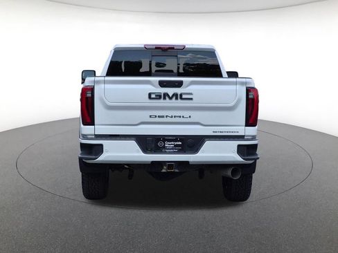 Used 2025 GMC Sierra 2500 Denali Ultimate w/ LPO, GMC Protection Package AWD/4WD image 6