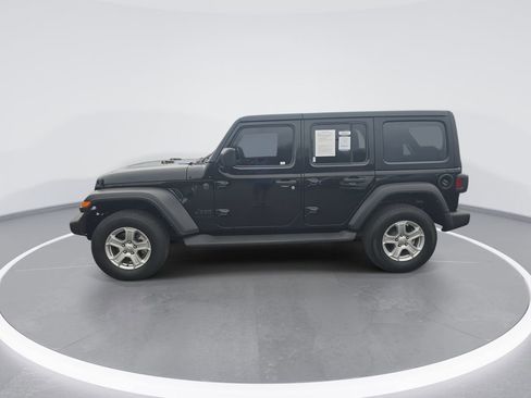 Used 2023 Jeep Wrangler Sport S image 5