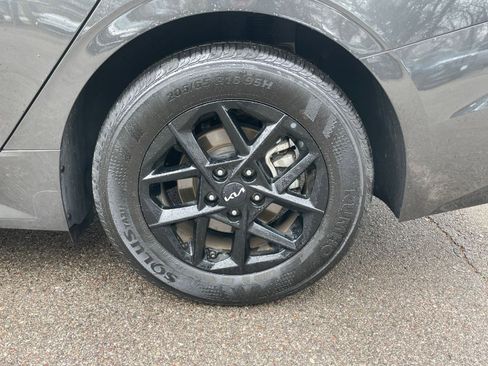 Used 2025 Kia K5 LXS image 28