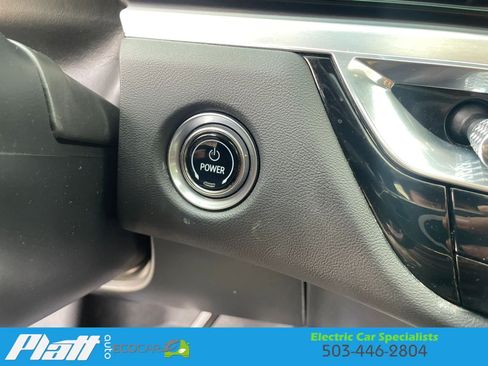 Used 2024 Cadillac Lyriq Sport AWD/4WD image 28