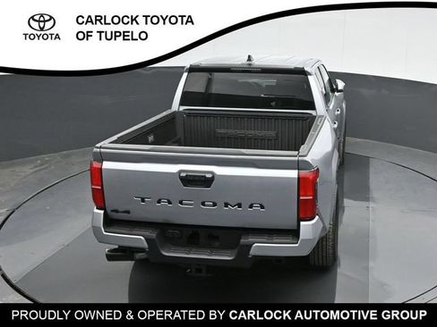 Used 2025 Toyota Tacoma SR5 AWD/4WD image 28