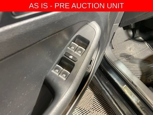 Used 2015 Volkswagen Jetta TDI SE image 11