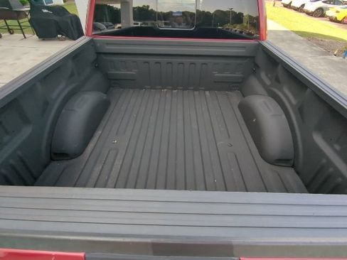 Used 2019 Ford F150 XLT w/ Equipment Group 302A Luxury AWD/4WD image 11