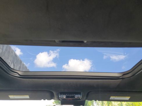 Used 2024 Hyundai Santa Fe Calligraphy image 13