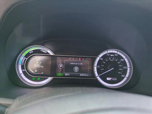 Used 2017 Kia Niro LX FWD image 11