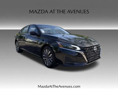 Used 2025 Nissan Altima 2.5 SV