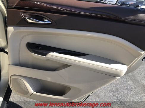 Used 2015 Cadillac SRX Performance w/ Driver Awareness Package FWD image 17