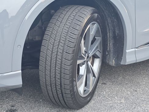 Used 2023 Audi Q4 e-tron Prestige w/ Black Optic Package image 33