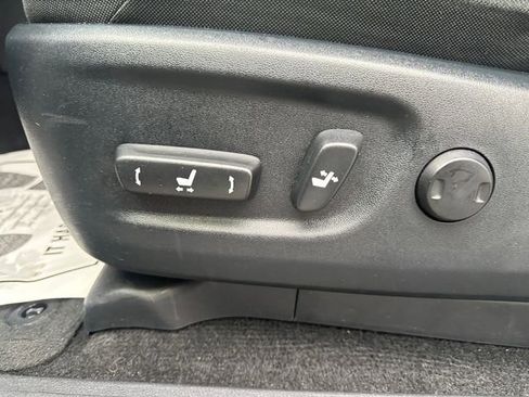 Used 2024 Toyota 4Runner TRD Off-Road image 15