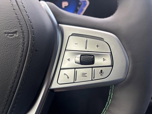 Used 2025 BMW ALPINA XB7 image 9