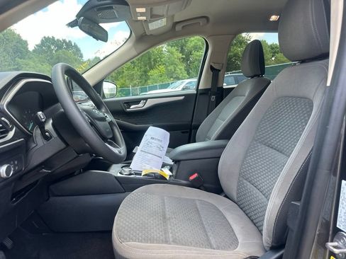 Used 2020 Ford Escape SE FWD image 14