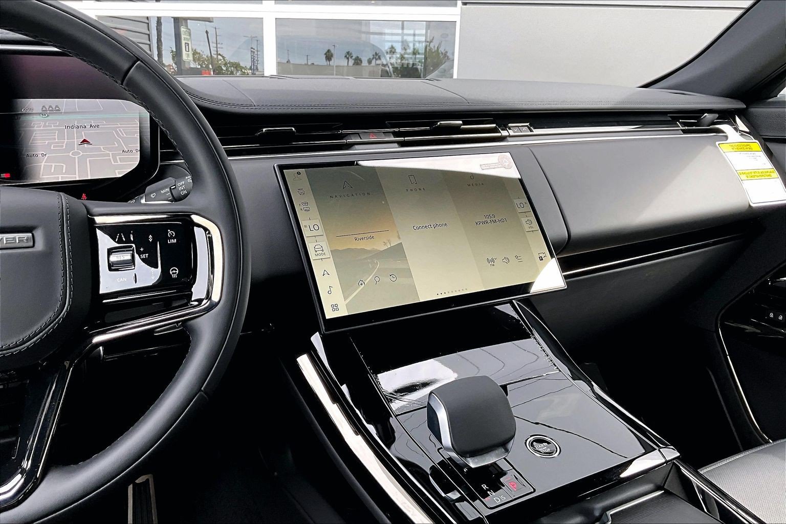 New 2027 Land Rover Range Rover Sport Dynamic SE AWD/4WD image 7