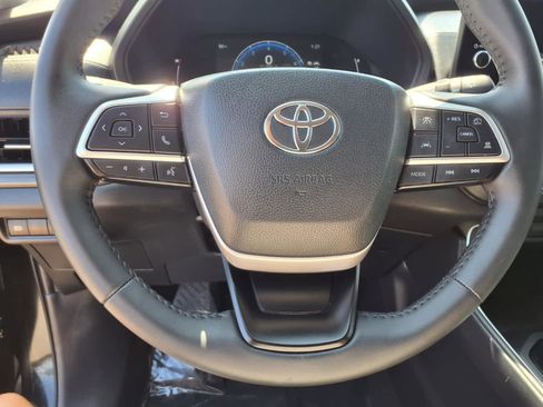 Certified 2025 Toyota Grand Highlander AWD image 20