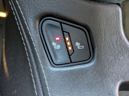 Used 2016 Chevrolet Tahoe LT image 31