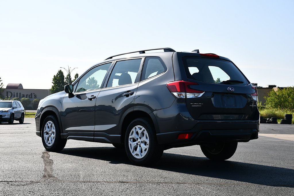 Used 2021 Subaru Forester AWD/4WD image 5