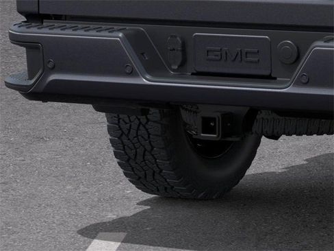 New 2026 GMC Sierra 2500 Denali w/ Denali Reserve Package image 14